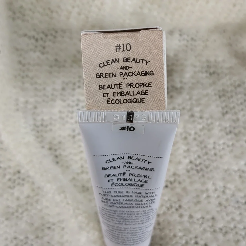 theBalm COSMETICS Anne T. Dotes Liquid Concealer in #10 Very Fair, 9g/0.32oz